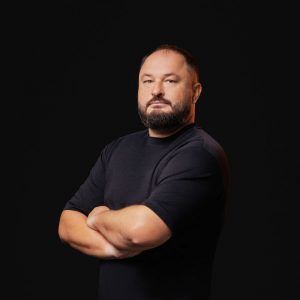 Дмитро Бондар