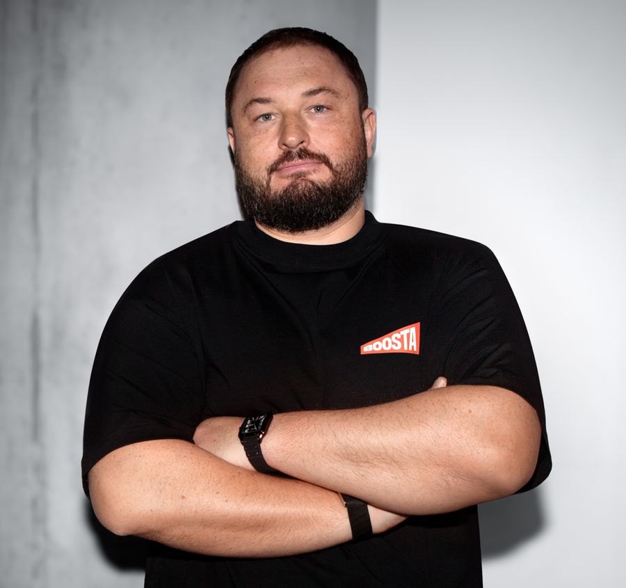 Дмитро Бондар